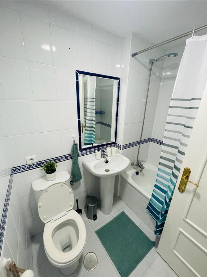 Two Bed, Two Bath Apartment With Sea Views - Angel De Miraflores 말라가 외부 사진